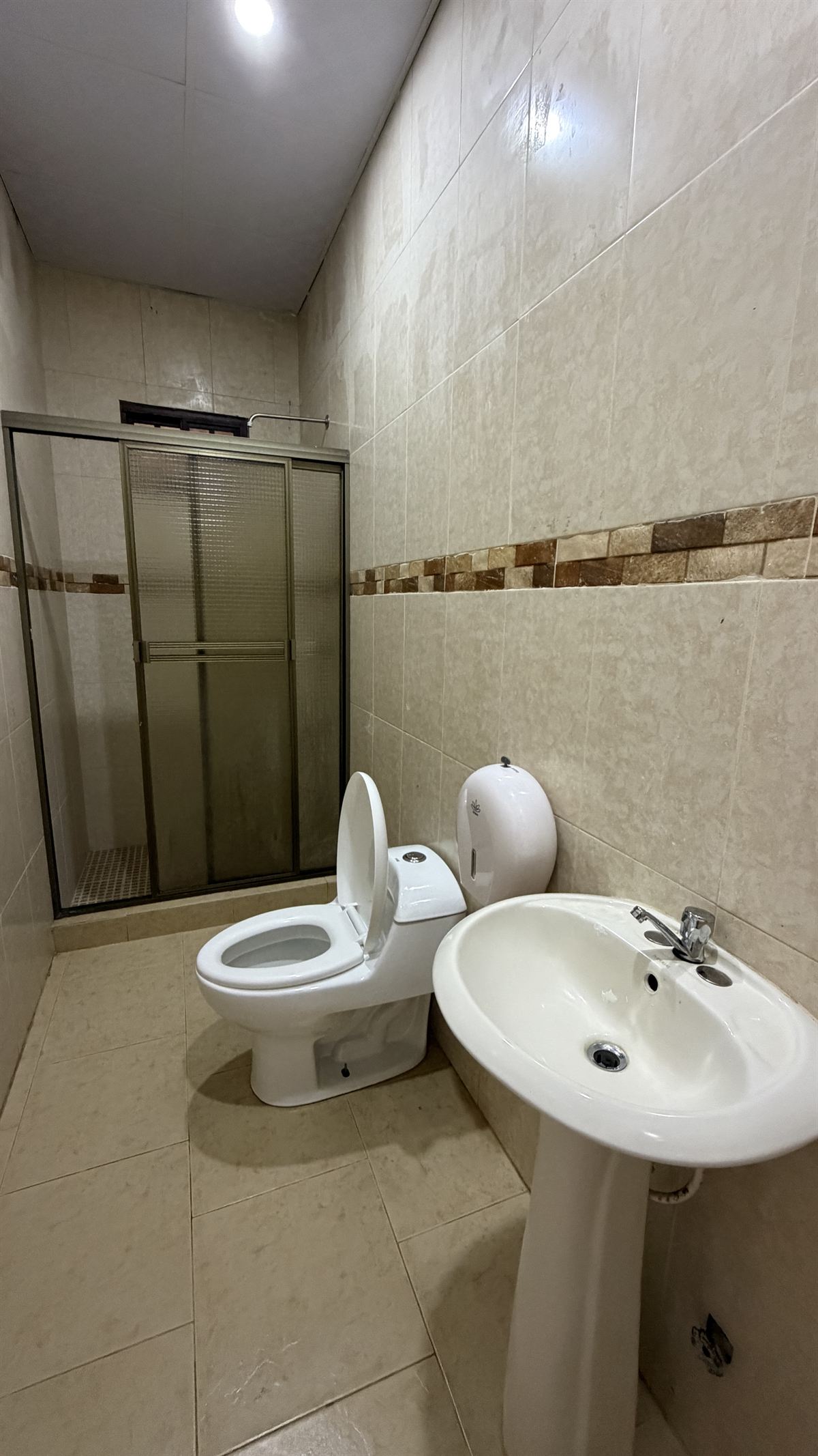 Carmelo, interior: Baños