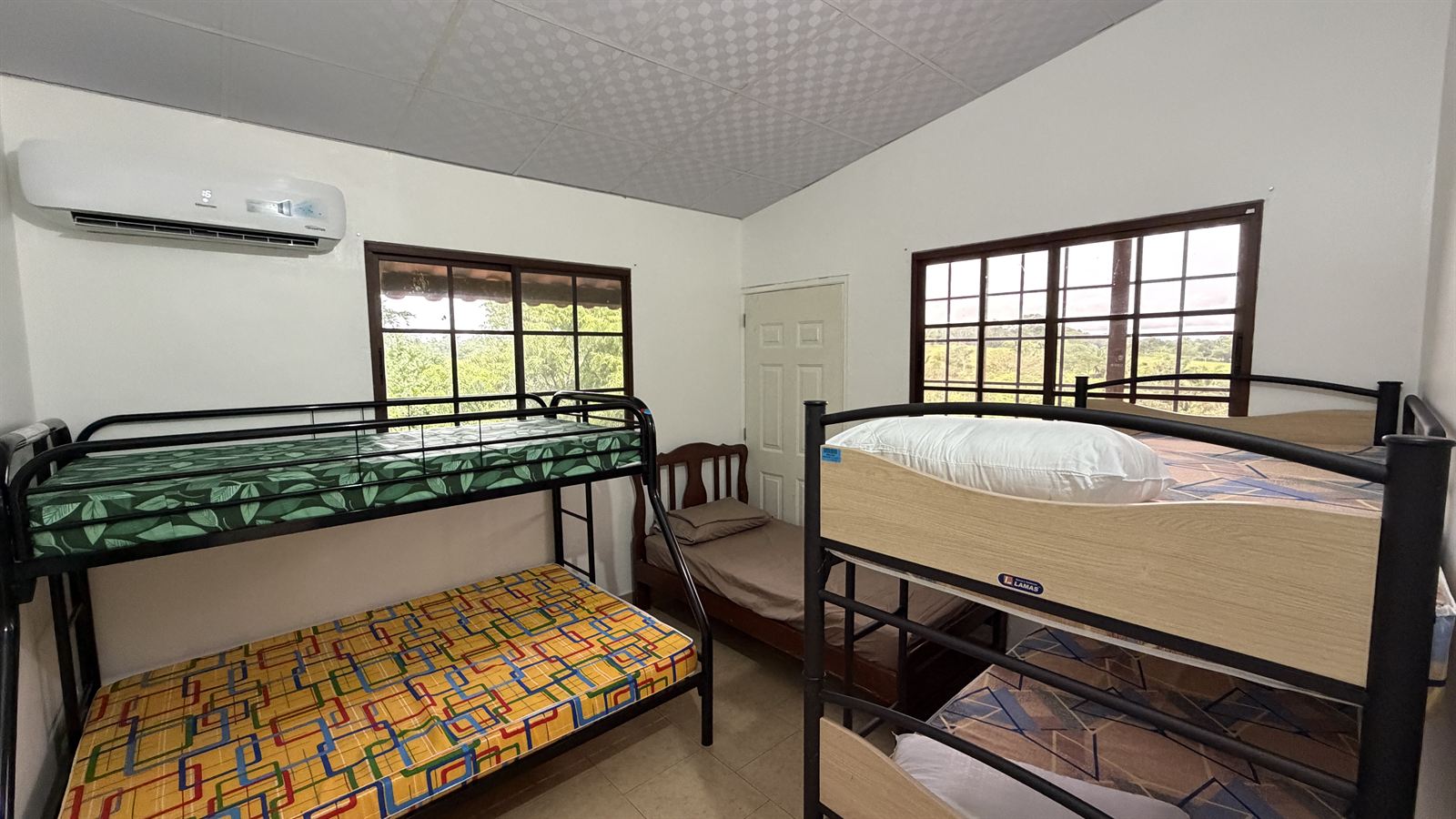 Carmelo, interior: Habitaciones con camarotes
