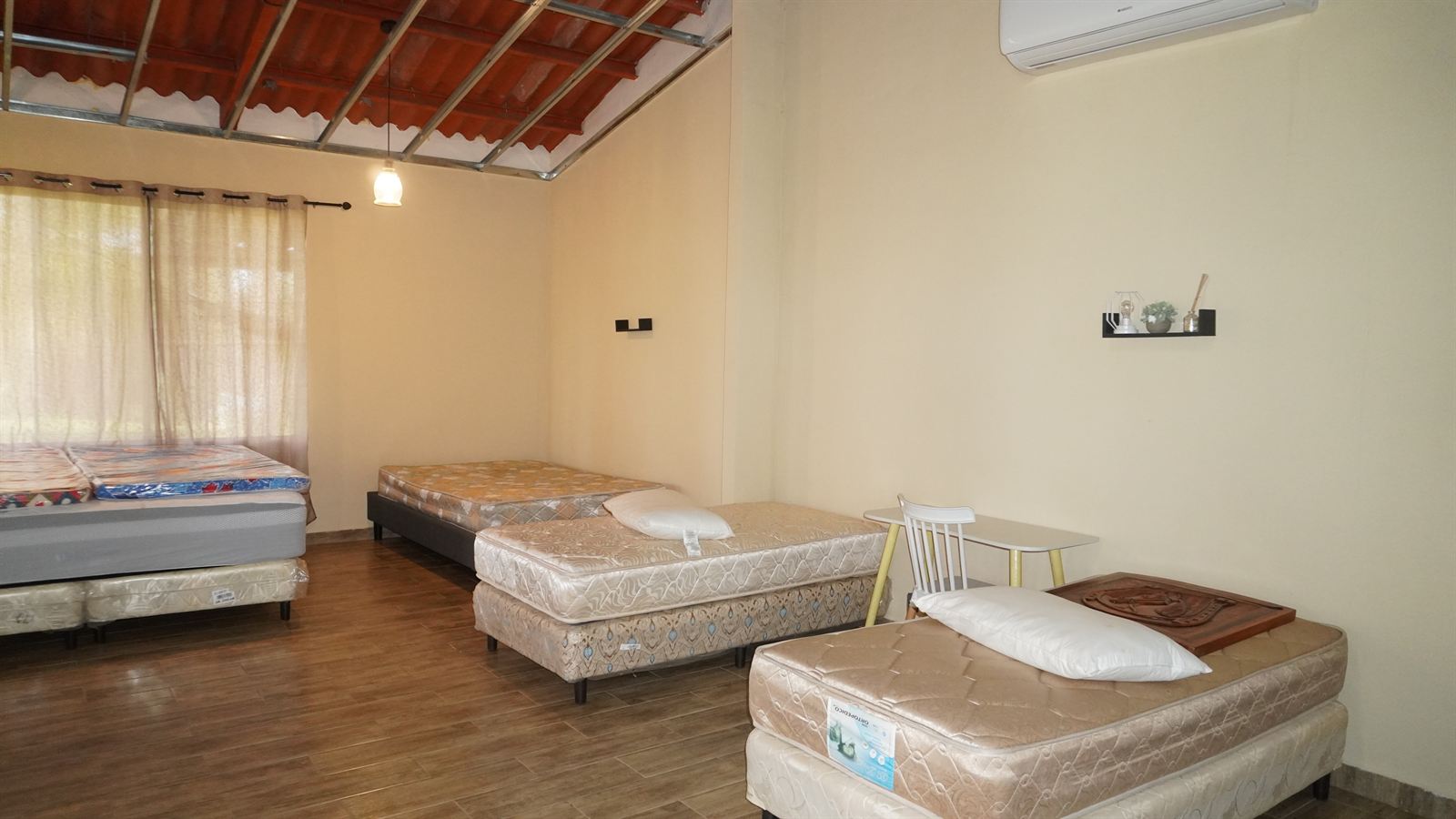 Siloé, interior: Habitación